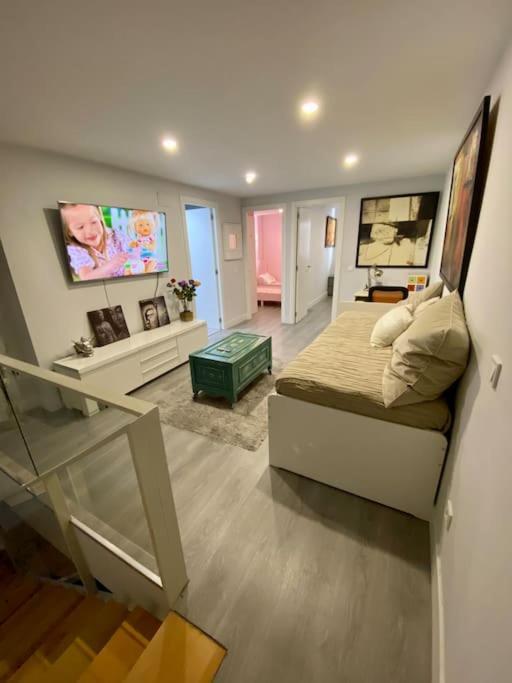 Duplex Acogedor Y Comodo Сан-Себастиан-де-лос-Рейес Экстерьер фото